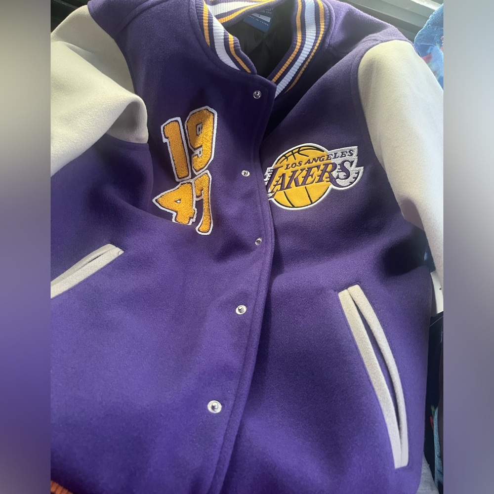 Mens ULTRA GAME NBA Purple 1947 Los Angeles Lakers Varsity Jacket 🧥🏀